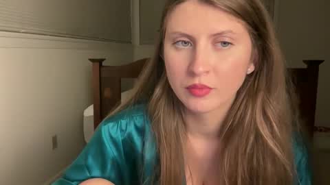 Snapshot of yumiandwolf chatting on March 4, 2026, 2:39 am yumiandwolf online show from March 4, 2026, 2:39 am