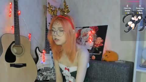 Snapshot of yumiko_uwu chatting on December 25, 2024, 8:18 am Yumeko online show from December 25, 2024, 8:18 am