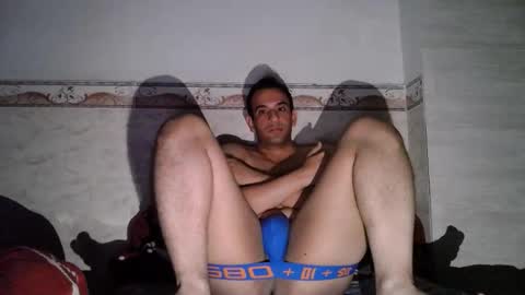 Snapshot of yummerboy chatting on December 22, 2025, 2:19 am yummerboy online show from December 22, 2025, 2:19 am