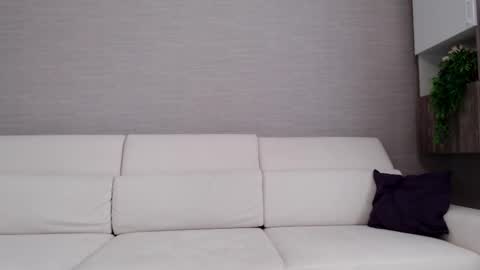 Snapshot of yummy_blonde chatting on March 12, 2025, 10:16 am you babe online show from March 12, 2025, 10:16 am