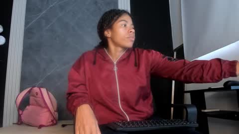 Yummyduo online show from February 17, 2025, 11:55 am