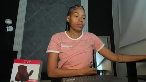 Yummyduo online show from March 8, 2025, 11:05 am