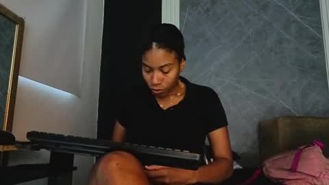 Yummyduo online show from October 4, 2025, 12:25 pm