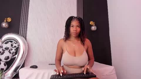 Snapshot of yummyduo chatting on June 26, 2026, 11:03 am Yummyduo online show from June 26, 2026, 11:03 am