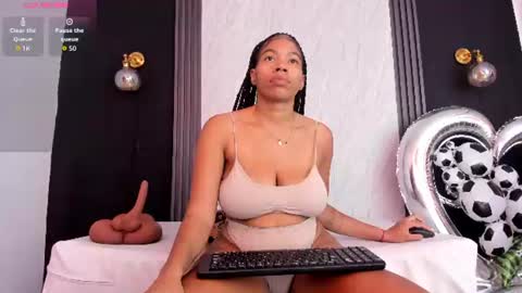Snapshot of yummyduo chatting on July 20, 2026, 11:01 am Yummyduo online show from July 20, 2026, 11:01 am
