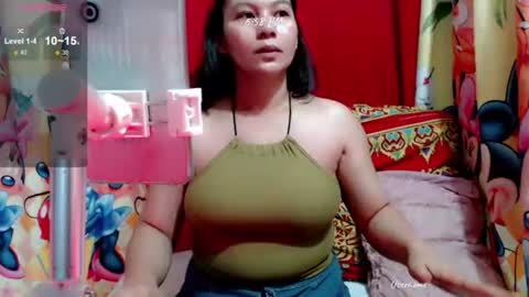 Snapshot of yummyhottits chatting on August 1, 2026, 10:58 am nemay online show from August 1, 2026, 10:58 am