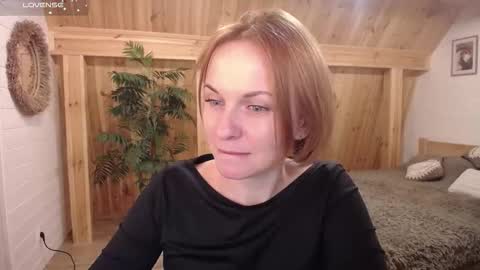 Snapshot of yummylilya chatting on November 14, 2025, 6:06 pm Lillya online show from November 14, 2025, 6:06 pm