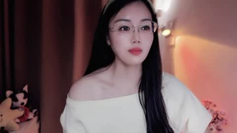YunEr online show from June 26, 2026, 3:11 am