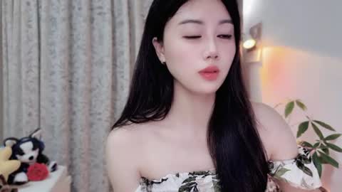 YunEr online show from June 26, 2026, 3:16 pm