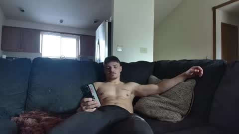 Snapshot of yungbul1 chatting on January 16, 2026, 7:51 pm yungbul1 online show from January 16, 2026, 7:51 pm