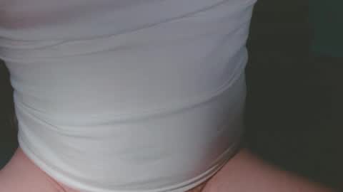 Snapshot of yungfun24 chatting on March 4, 2025, 9:51 am yungfun24 online show from March 4, 2025, 9:51 am