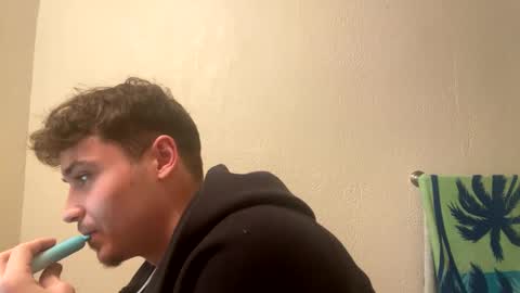 Snapshot of yungstudbev chatting on December 29, 2024, 7:28 am yungstudbev online show from December 29, 2024, 7:28 am