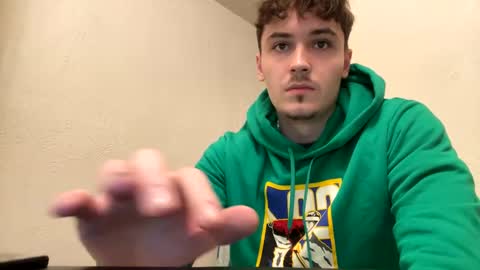 Snapshot of yungstudbev chatting on January 1, 2025, 3:13 am yungstudbev online show from January 1, 2025, 3:13 am