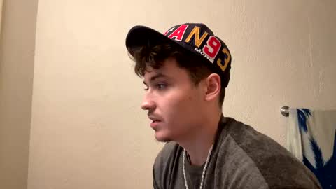 Snapshot of yungstudbev chatting on January 3, 2025, 4:55 am yungstudbev online show from January 3, 2025, 4:55 am