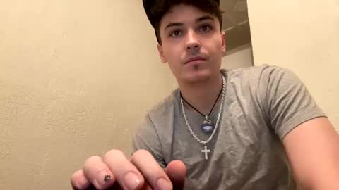 Snapshot of yungstudbev chatting on January 5, 2025, 10:29 pm yungstudbev online show from January 5, 2025, 10:29 pm