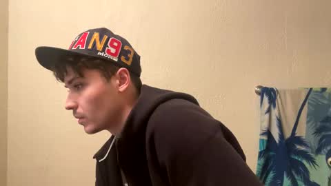 Snapshot of yungstudbev chatting on January 10, 2025, 4:33 am yungstudbev online show from January 10, 2025, 4:33 am