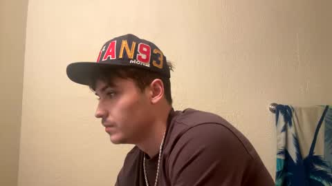 Snapshot of yungstudbev chatting on January 10, 2025, 8:40 am yungstudbev online show from January 10, 2025, 8:40 am