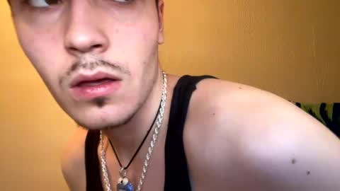 Snapshot of yungstudbev chatting on January 15, 2025, 4:11 pm yungstudbev online show from January 15, 2025, 4:11 pm