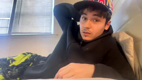 Snapshot of yungstudbev chatting on January 28, 2025, 5:56 pm yungstudbev online show from January 28, 2025, 5:56 pm