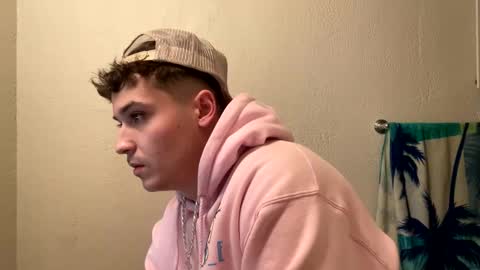 Snapshot of yungstudbev chatting on February 18, 2025, 4:58 am yungstudbev online show from February 18, 2025, 4:58 am