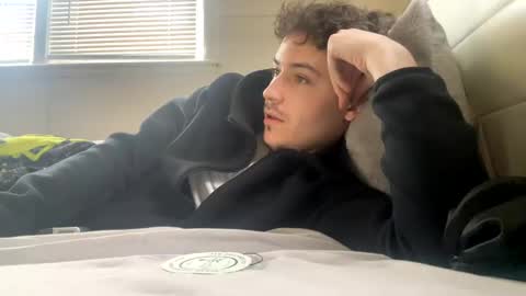 Snapshot of yungstudbev chatting on March 7, 2025, 7:38 pm yungstudbev online show from March 7, 2025, 7:38 pm