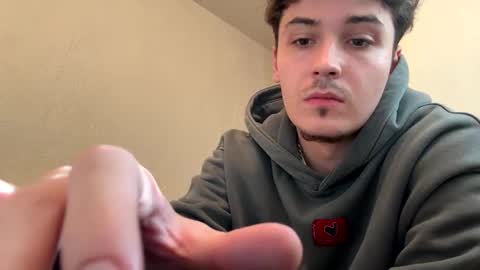 Snapshot of yungstudbev chatting on September 28, 2025, 8:14 pm yungstudbev online show from September 28, 2025, 8:14 pm