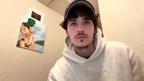 Snapshot of yungstudbev chatting on December 15, 2025, 10:47 pm yungstudbev online show from December 15, 2025, 10:47 pm