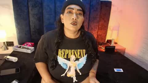 yunkeyc online show from January 7, 2026, 2:03 am