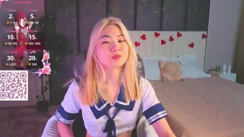 Yunna  online show from March 6, 2026, 1:24 am