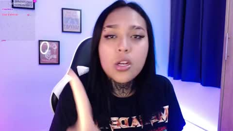 Angelly online show from February 7, 2026, 4:49 am