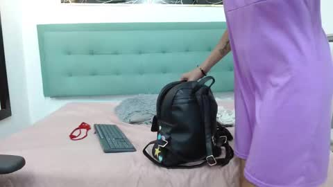  yuri queen  online show from March 8, 2026, 2:04 am