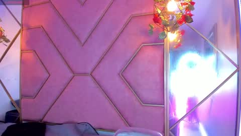 Yuri Stars online show from February 3, 2025, 4:31 pm