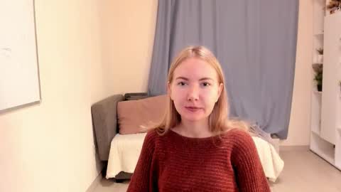 Snapshot of yuricazel chatting on November 13, 2025, 9:19 am Alesia online show from November 13, 2025, 9:19 am