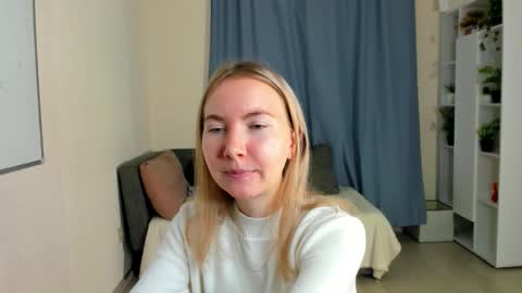 Snapshot of yuricazel chatting on November 20, 2025, 7:30 am Alesia online show from November 20, 2025, 7:30 am