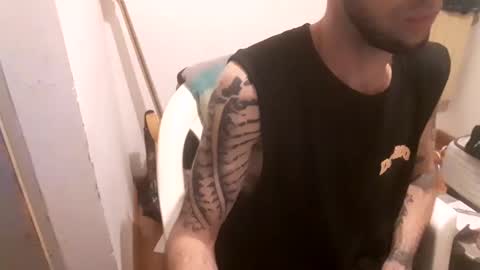 Yuumi online show from September 9, 2025, 2:44 am