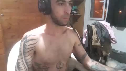 Yuumi online show from November 5, 2025, 5:40 am