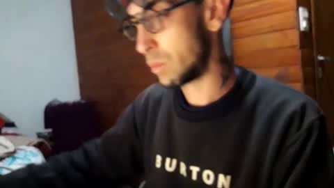 Yuumi online show from February 7, 2026, 6:50 am