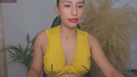 yuzii Im new to these pages so I hope you guys are kind to me. online show from May 4, 2026, 12:50 am