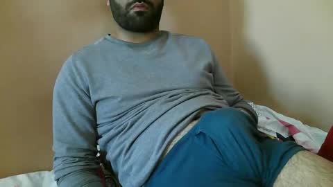 Bi BearXXX online show from May 2, 2026, 5:01 am