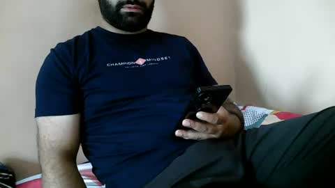 Bi BearXXX online show from June 18, 2026, 4:57 am