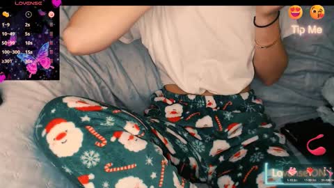 Snapshot of yzza_suave chatting on January 6, 2026, 3:05 pm yzza_suave online show from January 6, 2026, 3:05 pm