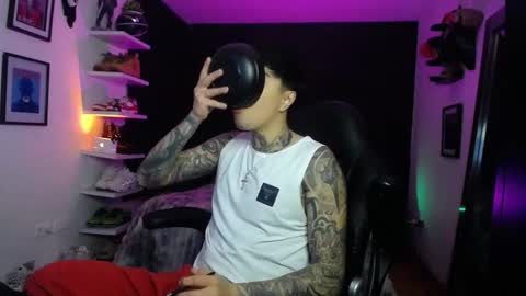 Snapshot of zac_muller1 chatting on November 18, 2025, 2:39 am zac_muller1 online show from November 18, 2025, 2:39 am