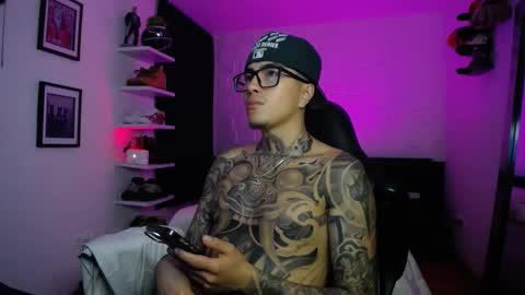 zac_muller1 online show from January 13, 2026, 1:22 am