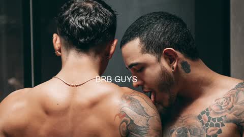 Snapshot of zacandmarcosmg_ chatting on December 15, 2024, 7:42 pm zacandmarcosmg_ online show from December 15, 2024, 7:42 pm