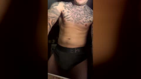 Snapshot of zachmurphbigboy chatting on February 23, 2026, 4:10 am zachmurphbigboy online show from February 23, 2026, 4:10 am