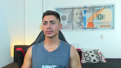 Snapshot of zachpri20 chatting on December 18, 2024, 11:02 am zachpri20 online show from December 18, 2024, 11:02 am