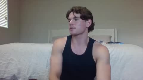 Snapshot of zachschaefer chatting on January 8, 2026, 11:29 pm zachschaefer online show from January 8, 2026, 11:29 pm