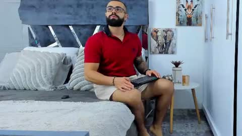 Snapshot of zack_froone chatting on June 23, 2026, 4:49 pm Richard online show from June 23, 2026, 4:49 pm