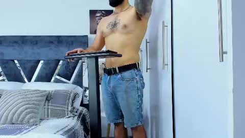 Snapshot of zack_froone chatting on July 11, 2026, 4:43 pm Richard online show from July 11, 2026, 4:43 pm