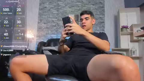 zack_joness10 online show from June 27, 2026, 5:01 am